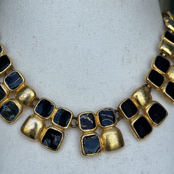 Anne Klein statement necklace - NWOT - Picture 5 of 6